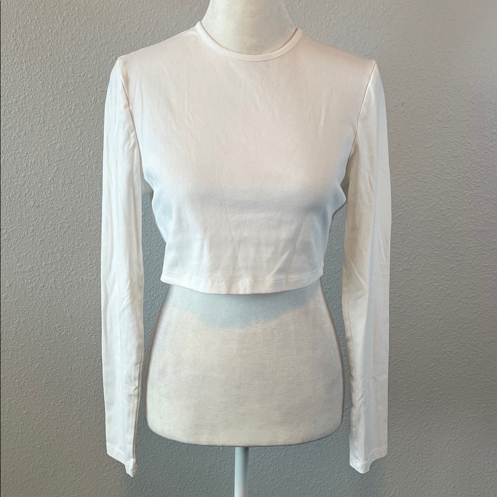 Shein Cropped Crewneck Long Sleeve TShirt White Size Large (8/10)